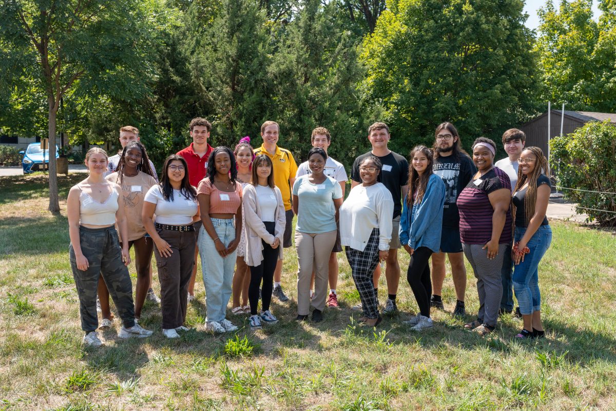 2022-23 McNair Scholars pose for group photo.